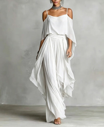 Set in chiffon grigio con canotta fluida e pantaloni a spalle scoperte