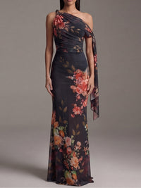 Abito Maxy Plissettato in Chiffon Stampato Nero a Spalla Unica