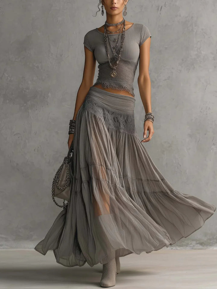 Adriana Completo Top Grigio in Pizzo Trasparente e Gonna Maxi Plissettata