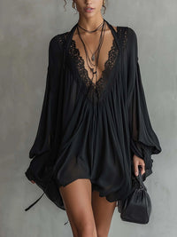 Cassandre | Mini Abito in Mousseline Nera, Collo in Pizzo