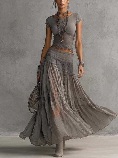 Top Grigio Trasparente con Pannelli in Pizzo e Set di Gonna Maxy Plissettata