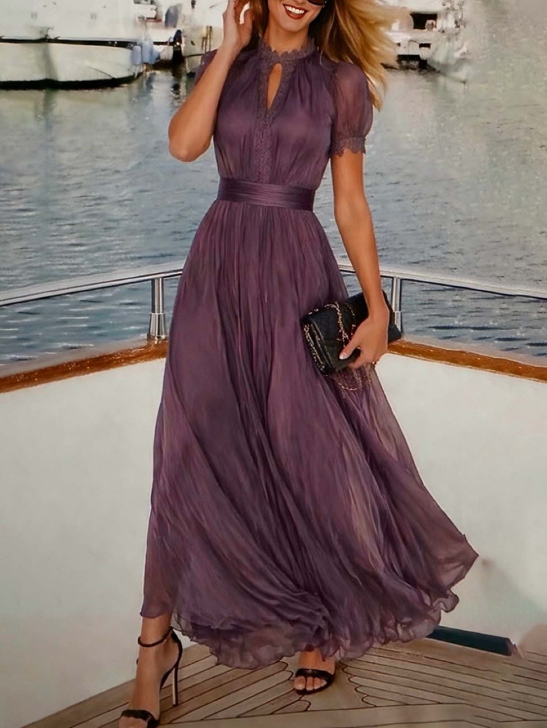 Abito Maxi in Chiffon con Collo a Chiave e Pizzo