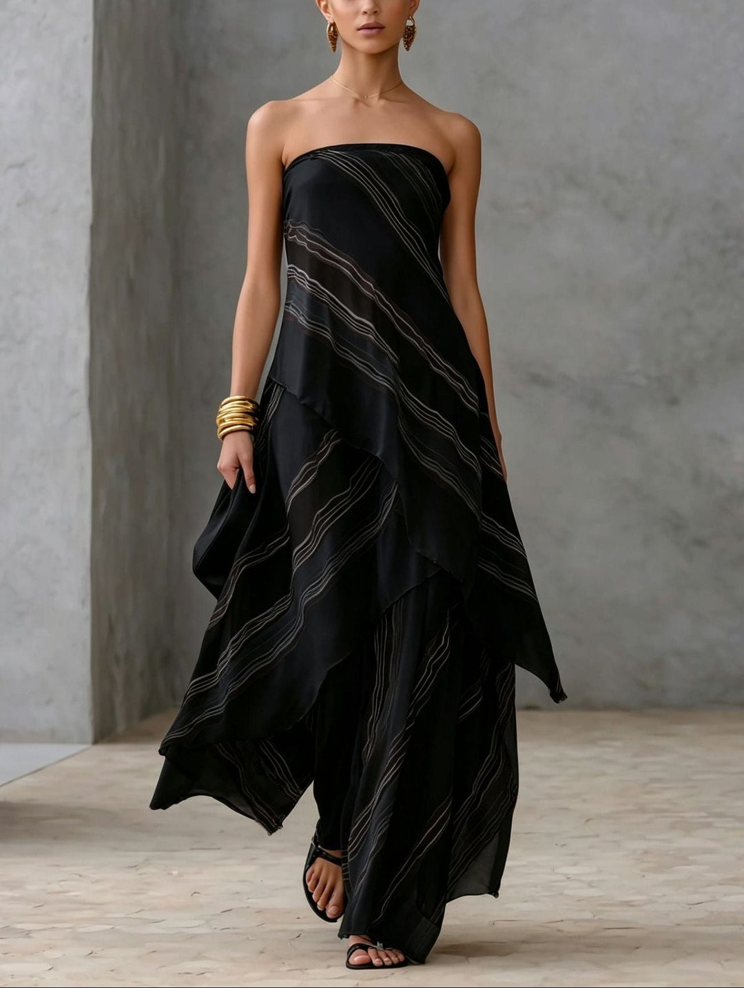 Abito Maxi Senza Spalline in Chiffon a Righe Casual