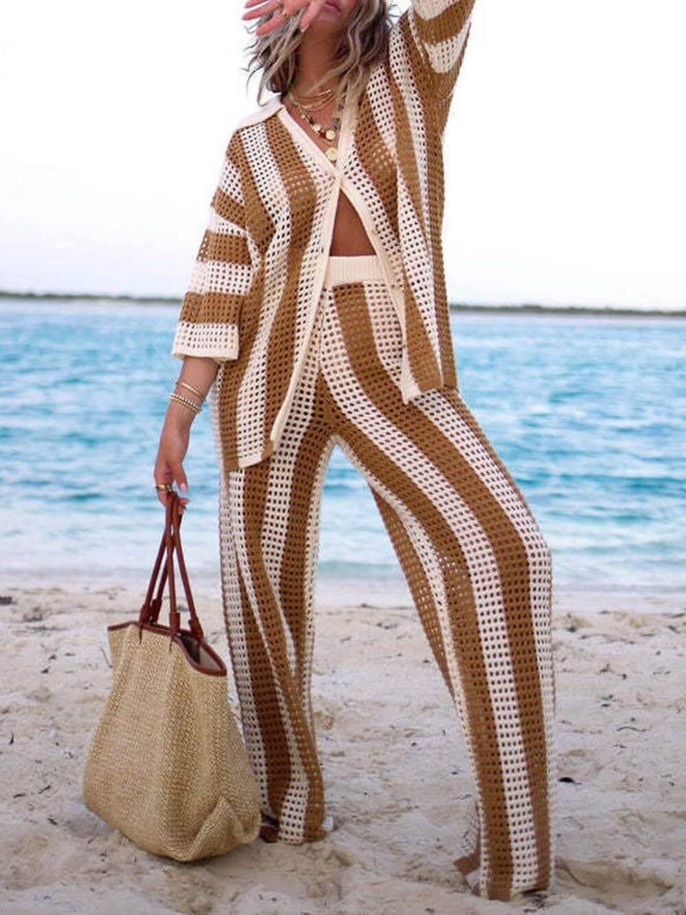 Set di Camicia a Strisce con Scollatura a V e Pantaloni a Gamba Larga