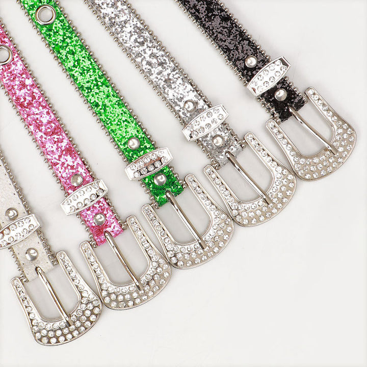 Cintura da donna con fibbia in strass alla moda e unica