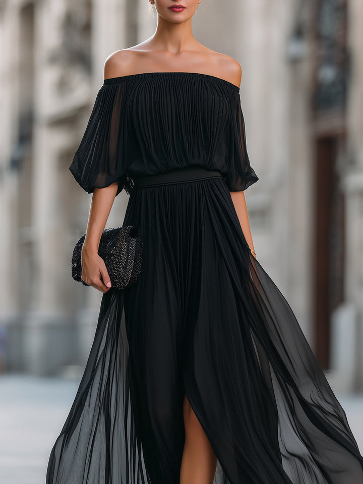 Abito Maxi Plissettato in Chiffon Nero con Spalle Scoperte