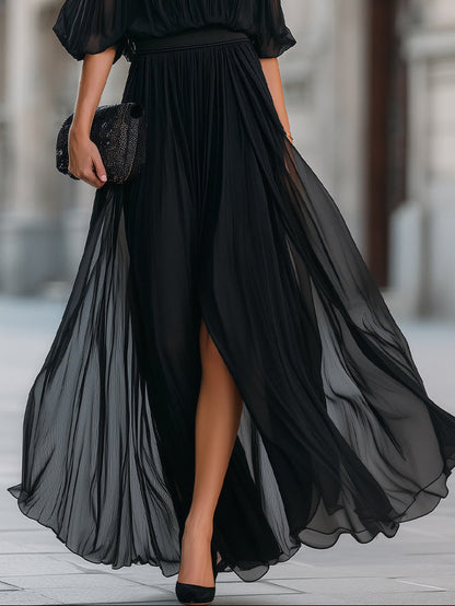 Abito Maxi Plissettato in Chiffon Nero con Spalle Scoperte