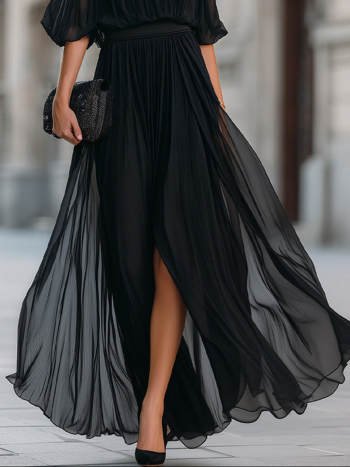 Abito Maxi Plissettato in Chiffon Nero con Spalle Scoperte