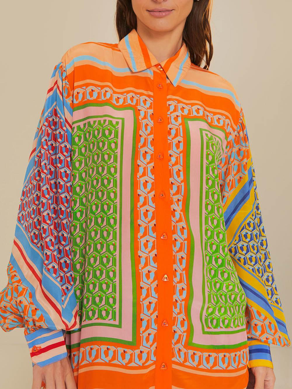 Camicia Larga con Maniche a Palloncino e Stampa Unica Colorata