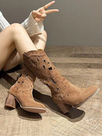 Stivali Western in suede con tacco chunky ricamato e traforato