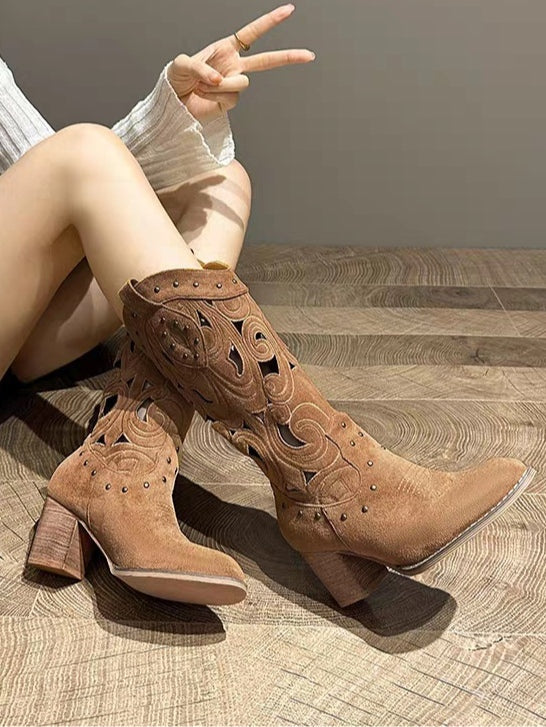 Stivali Western in suede con tacco chunky ricamato e traforato