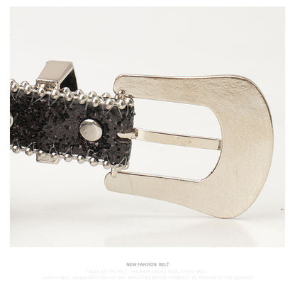 Cintura da donna con fibbia in strass alla moda e unica