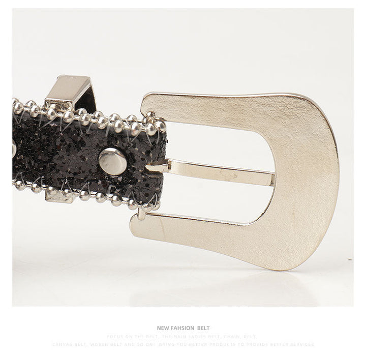 Cintura da donna con fibbia in strass alla moda e unica