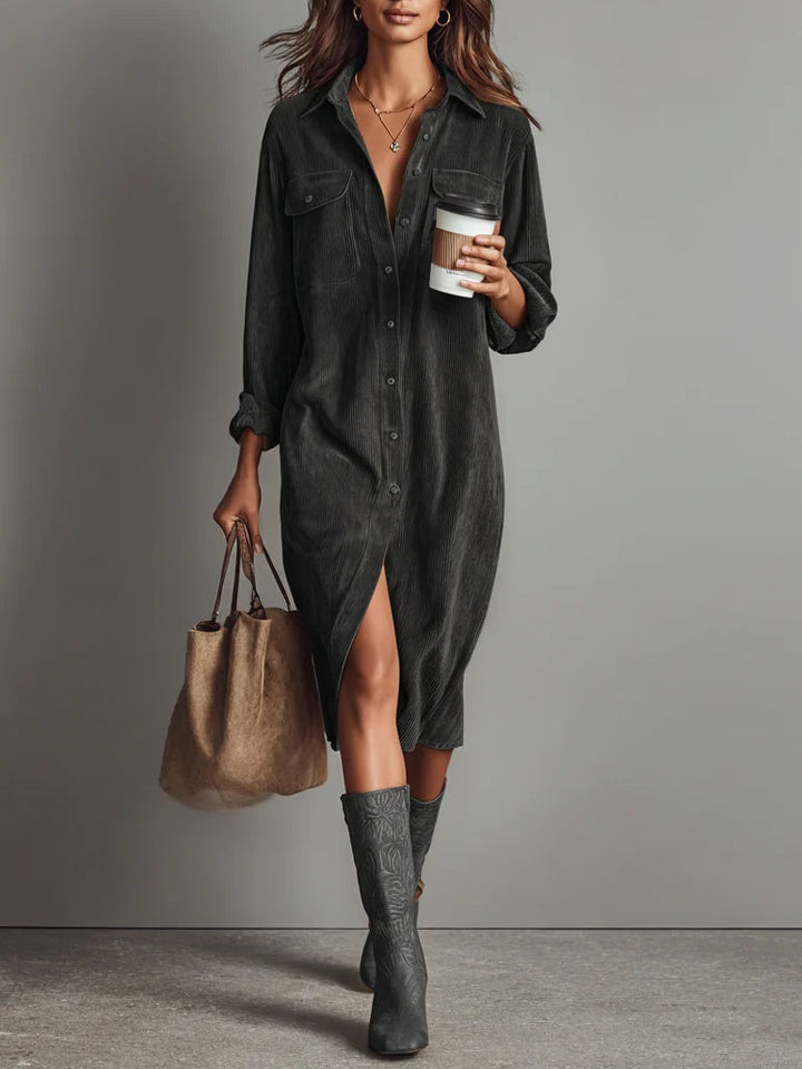 Abito Midi in Corduroy Largo con Due Tasche sul Petto e Bottoni
