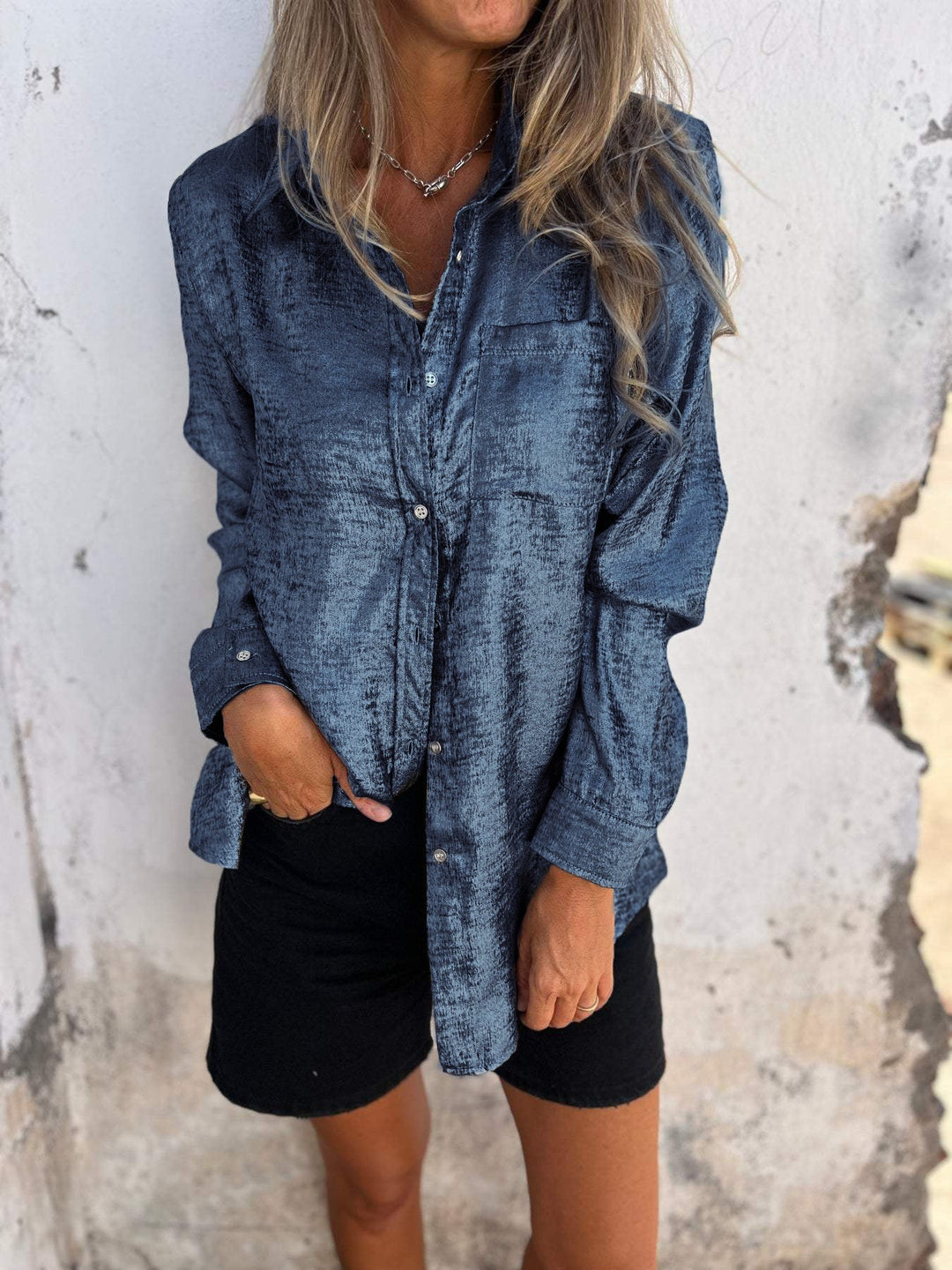 Camicia alla moda in suede casual con colletto