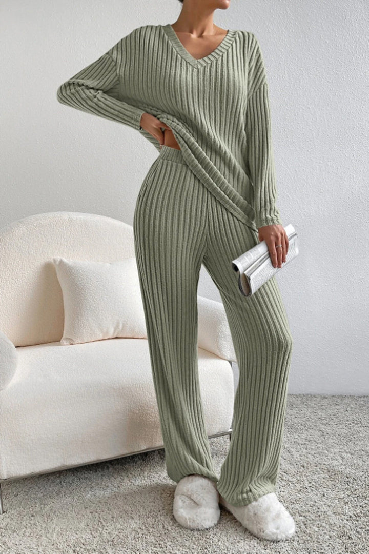 Set Top e Pantaloni a V-Ribbed