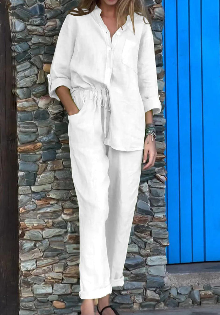 Set di Due Pezzi in Cotone Lino con Maglietta e Pantaloni V-Neck a Colore Solido