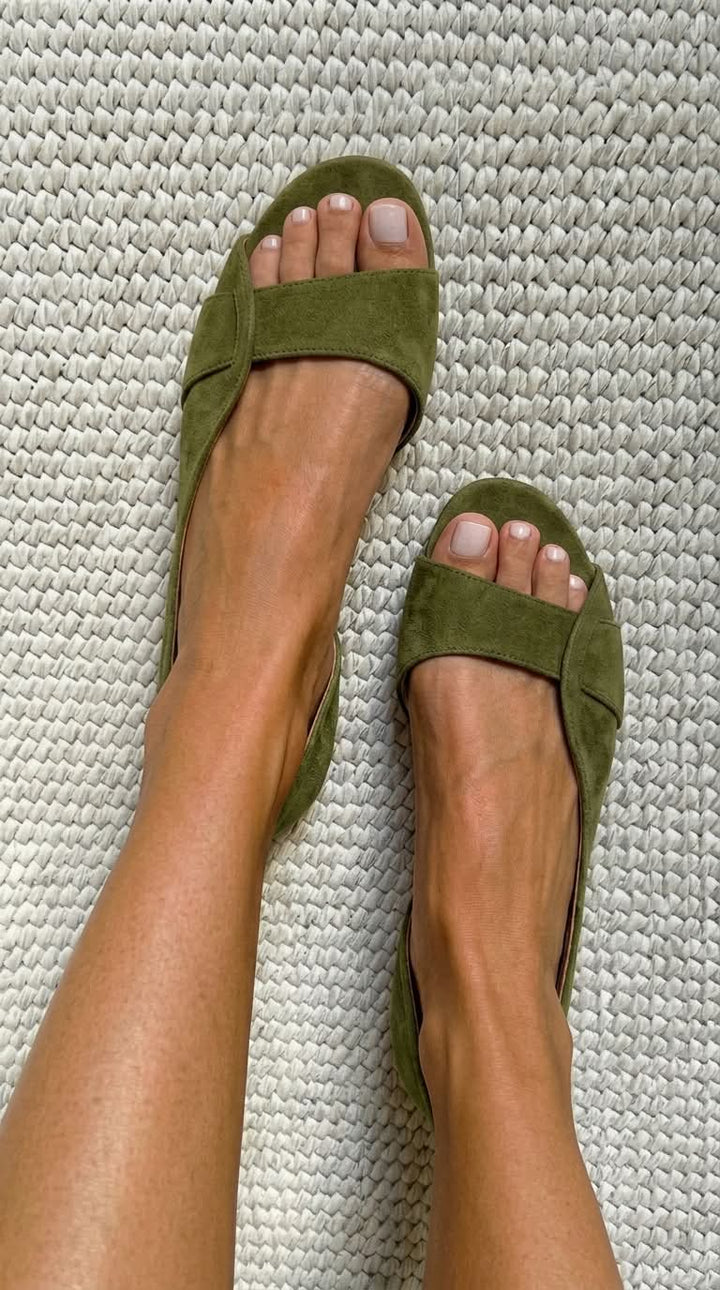 Sandali Slingback Piattaforma Casual in Camoscio con Punta Aperta