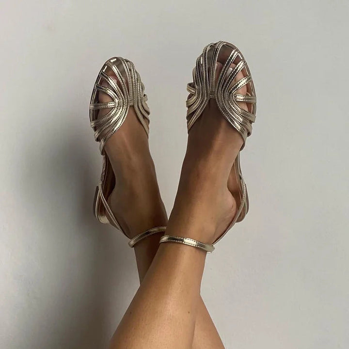 Sandali con Cinghie e Punta Rotonda