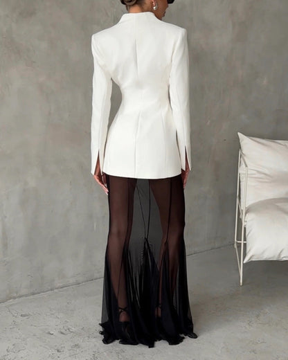 Set di Giacca alla Moda e Gonna a Vista