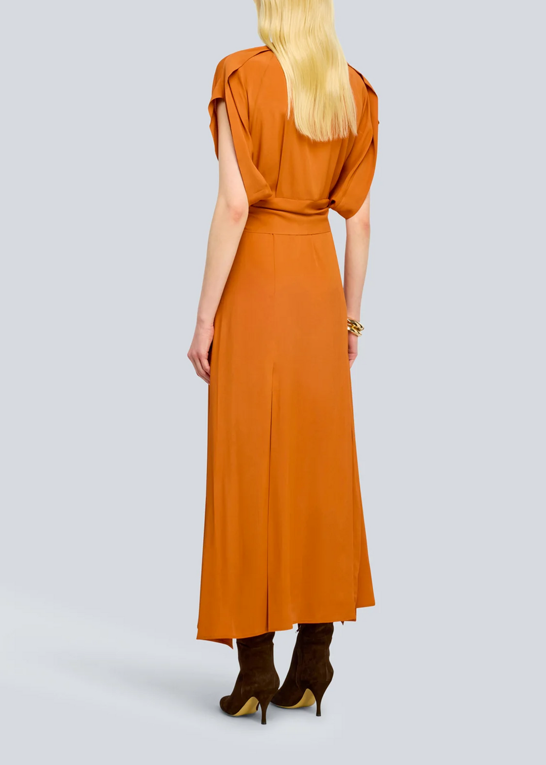 Abito Maxi Elegante Arancione con Scollo a V e Cintura