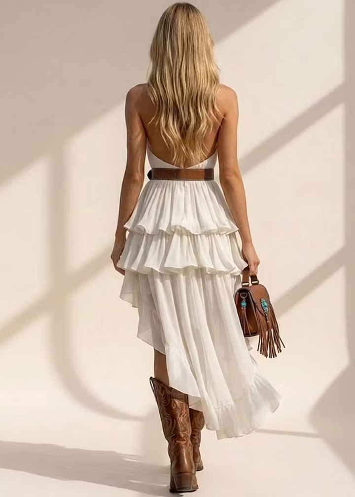 Abito Mini Bianco con Scollo All'Americana e Orlo Irregolare