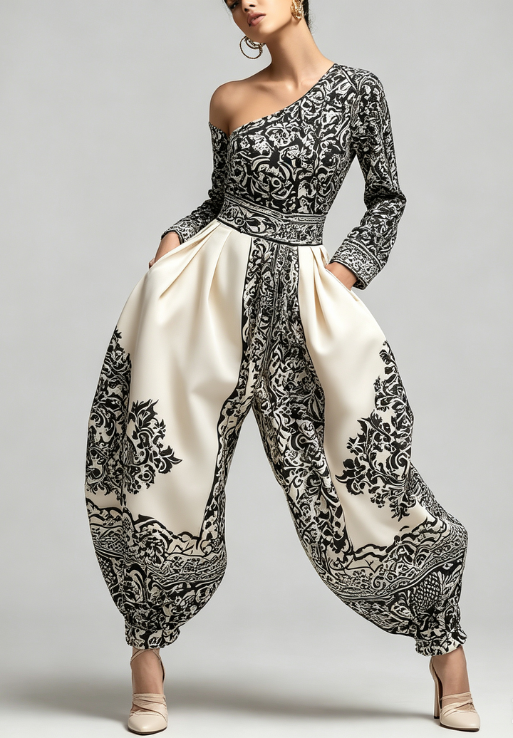 Salopette Harem Vintage Floreale Nero e Bianco con Spalla Scoperta e Tasche