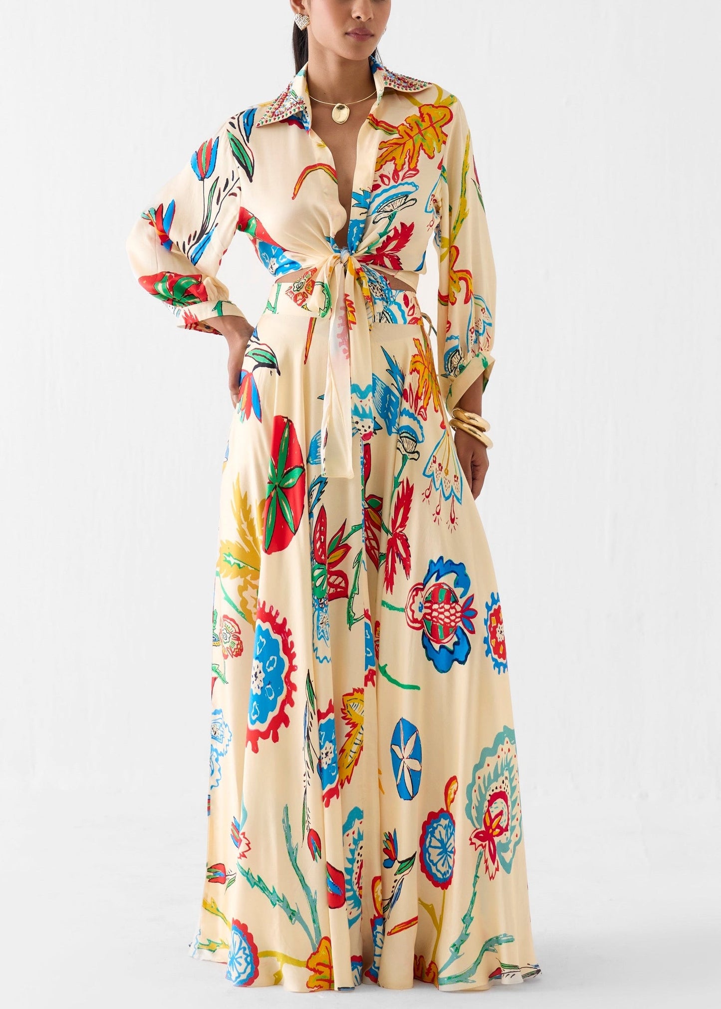 Set due pezzi boho con camicia e gonna maxi a vita alta con stampa floreale tropicale