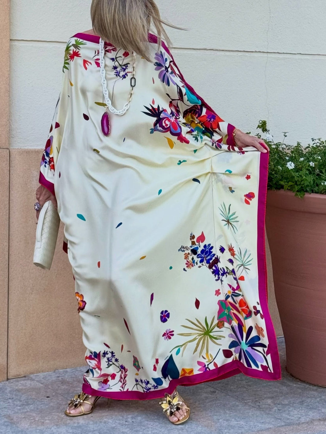 Robe Maxi Larga in Satin Stampato Elegante
