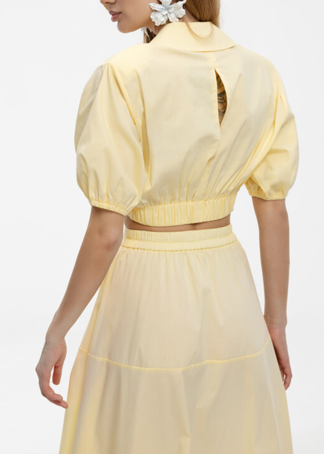 Set Top Corto a V Giallo e Gonna Midi