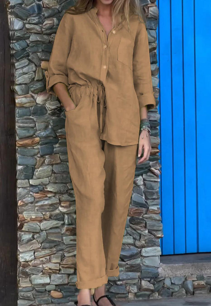 Set di Due Pezzi in Cotone Lino con Maglietta e Pantaloni V-Neck a Colore Solido