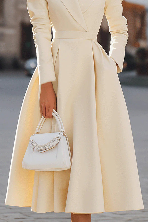 Abito midi aderente elegante con scollo a V e maniche lunghe