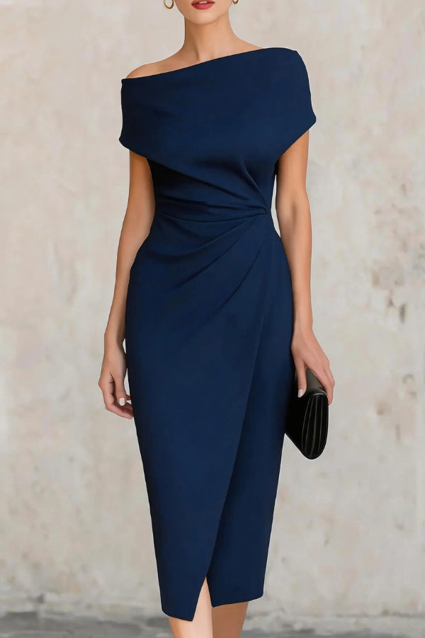Abito midi elegante a maniche corte e slim-fit con pieghe