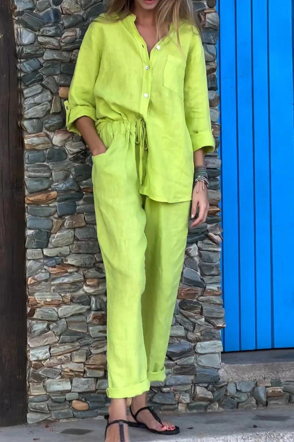 Set di Due Pezzi in Cotone Lino con Maglietta e Pantaloni V-Neck a Colore Solido