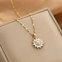 Collana con Pendente a Girasole in Oro e Cristallo