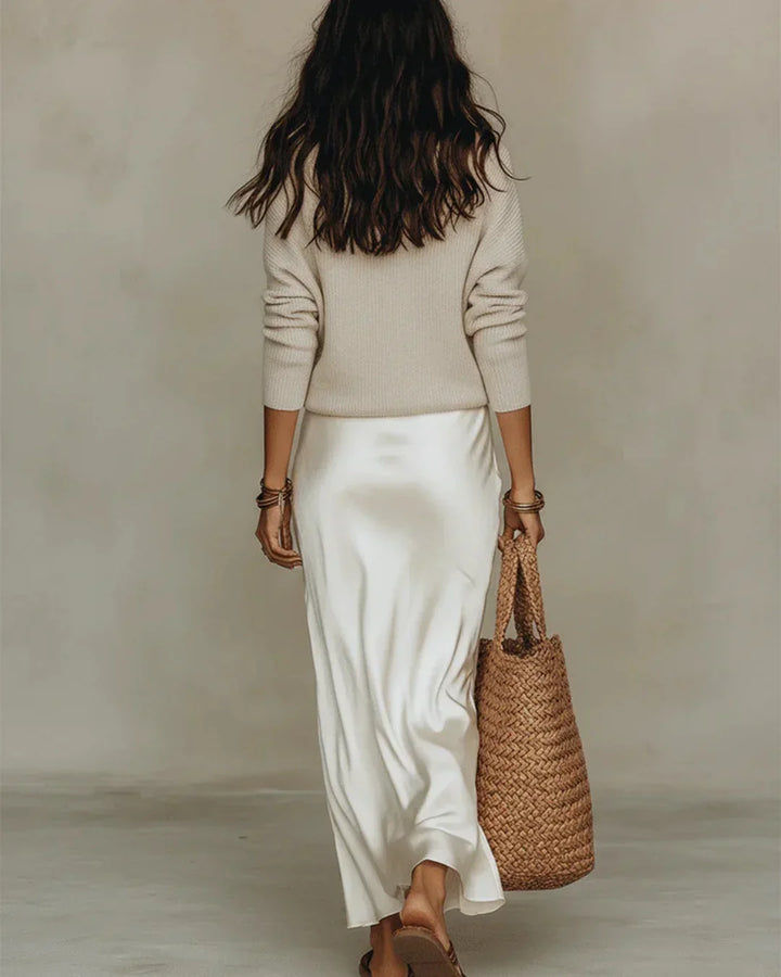 Abito Midi in Satin con Maglione Coordinato