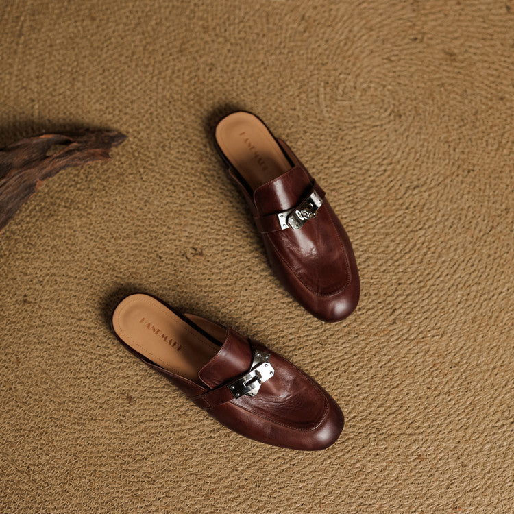 Mules in Vera Pelle Carla