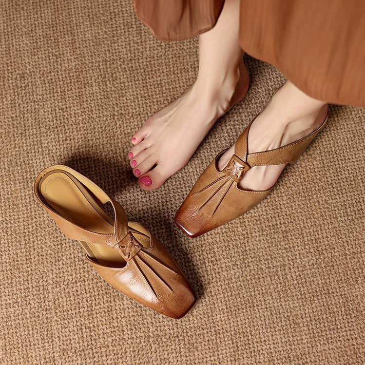 Mule in Vera Pelle con Punta Quadrata Olene