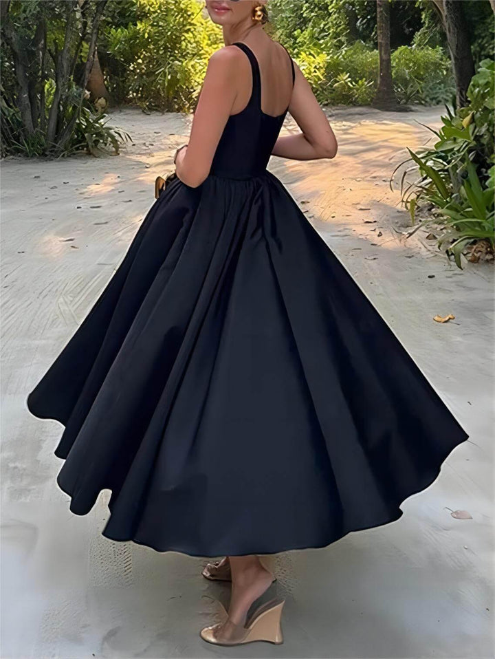Vestito Mixi Senza Spalline Elegante e Stiloso