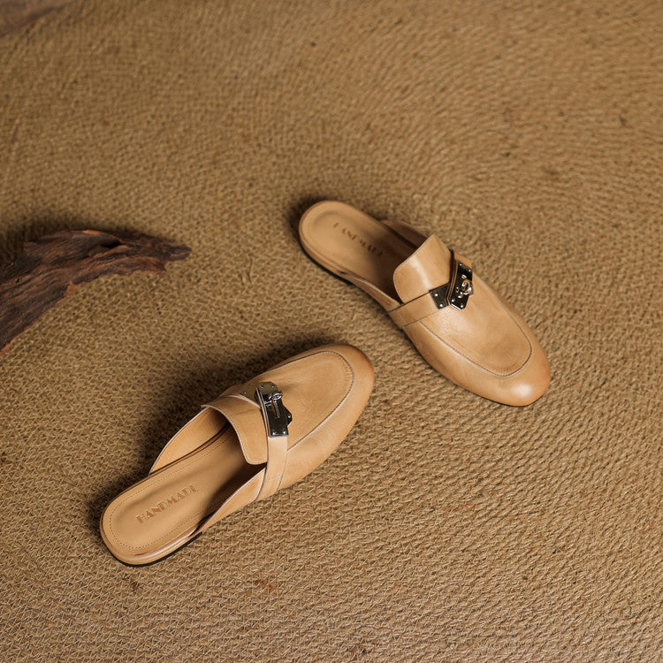 Mules in Vera Pelle Carla