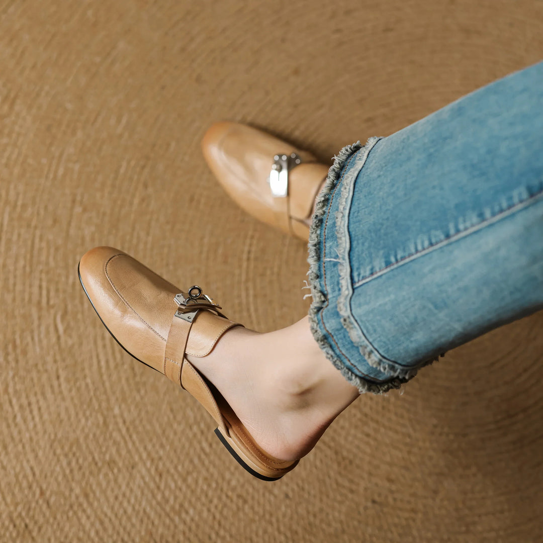 Mules in Vera Pelle Carla