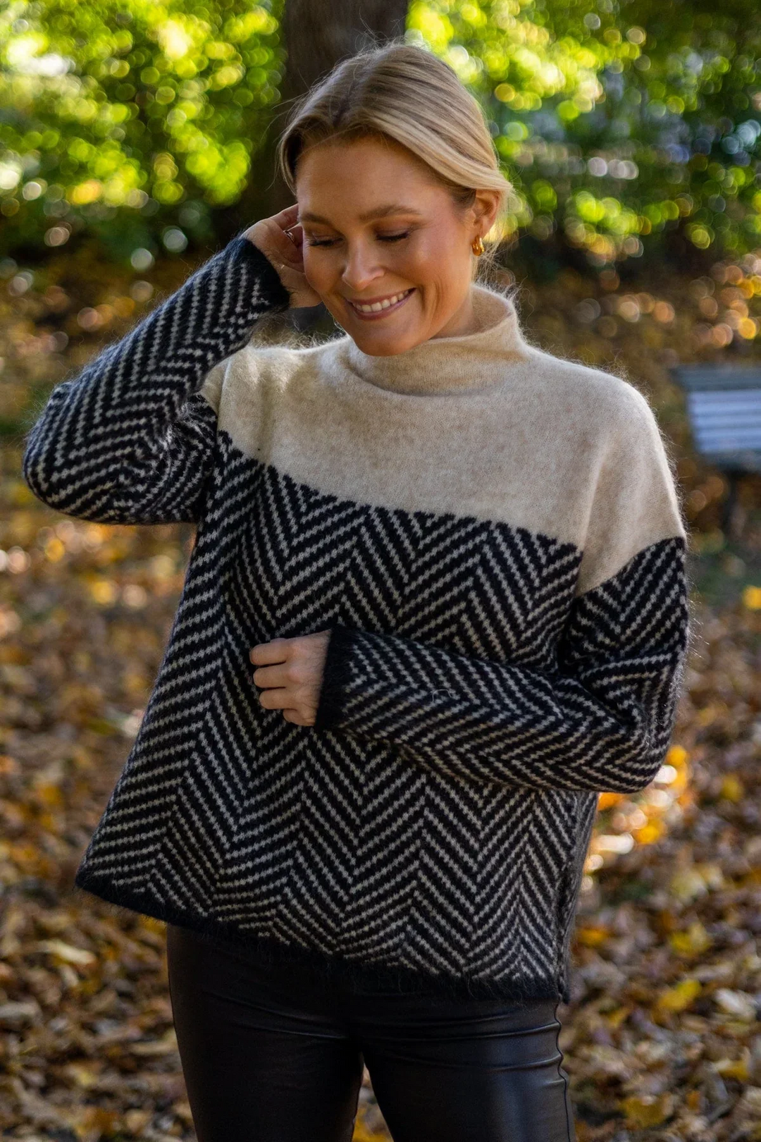 Halle | Maglione con Collo a Funnel Chevron