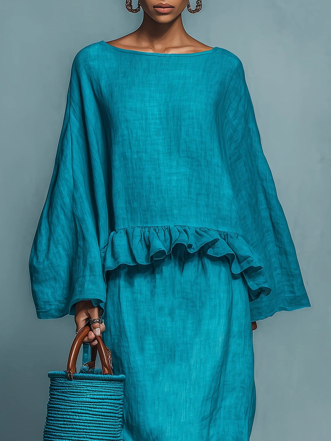 Blusa Blu Arricciata E Completo Gonna Dritta