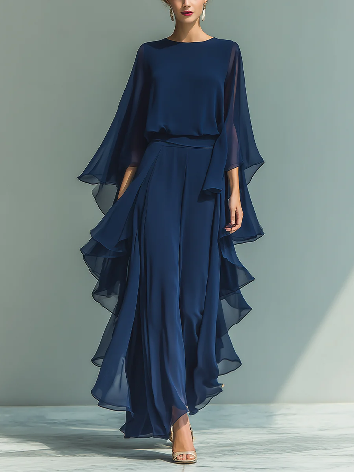 Set Top in Chiffon Blu Navy con Maniche a Campana e Pantaloni dritti con Rouches