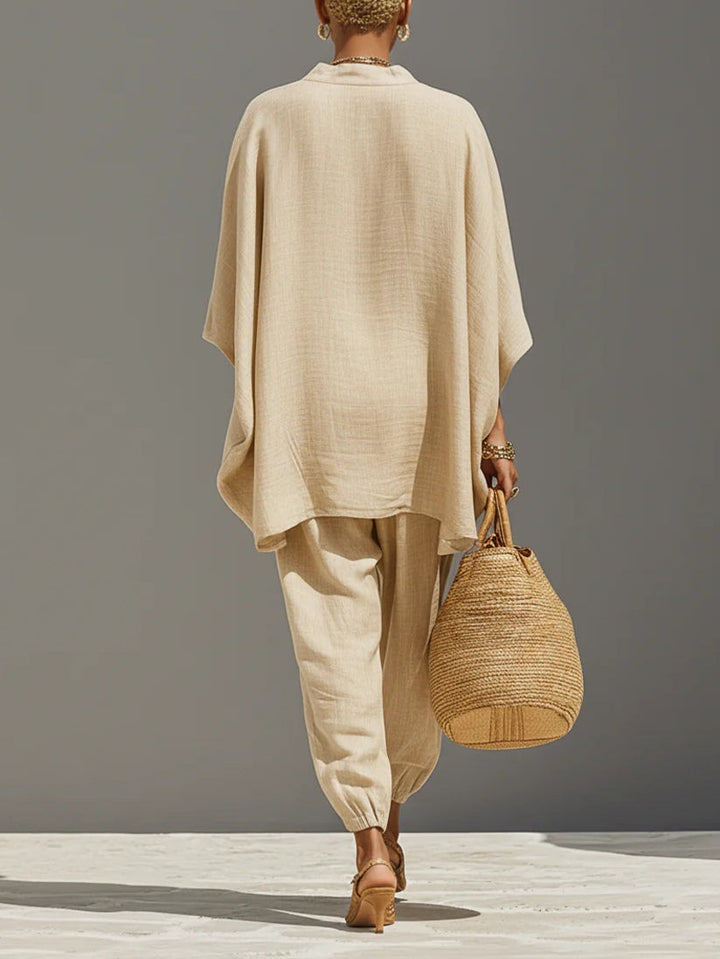 Top Minimalista in Khaki Chiaro con Orlo Asimmetrico e Completo di Pantaloni Jogger
