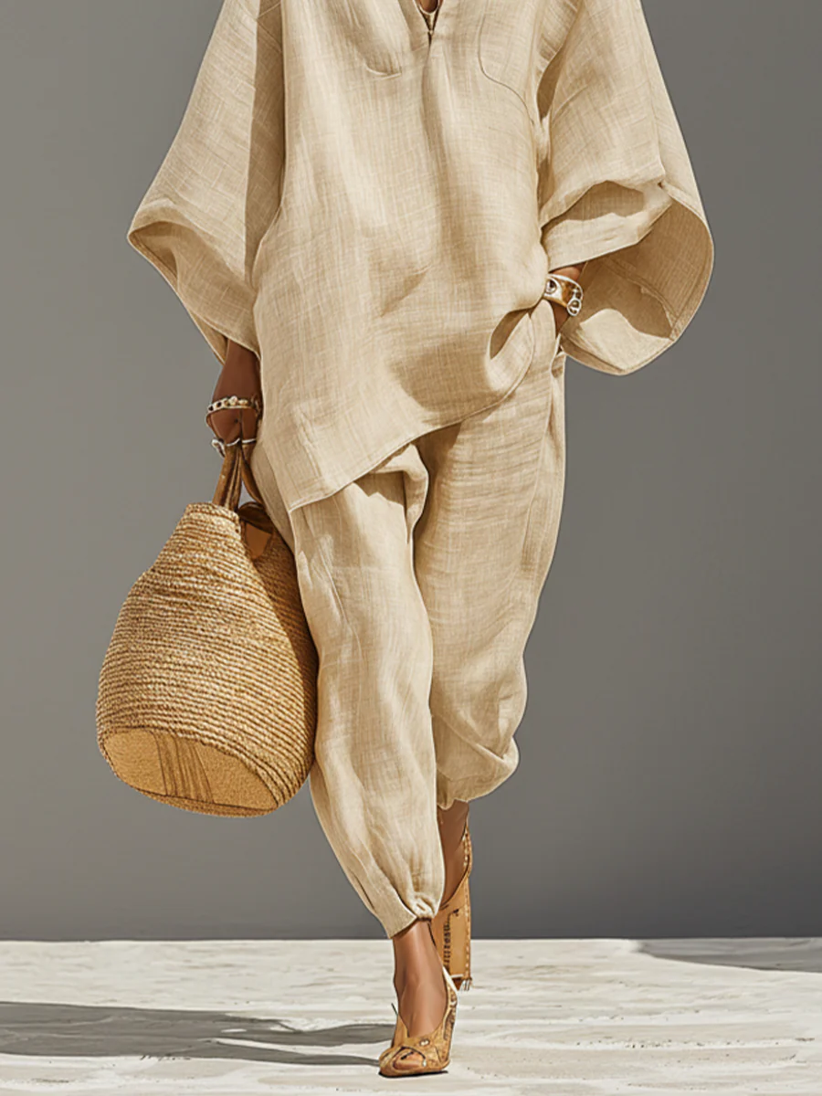 Top Minimalista in Khaki Chiaro con Orlo Asimmetrico e Completo di Pantaloni Jogger