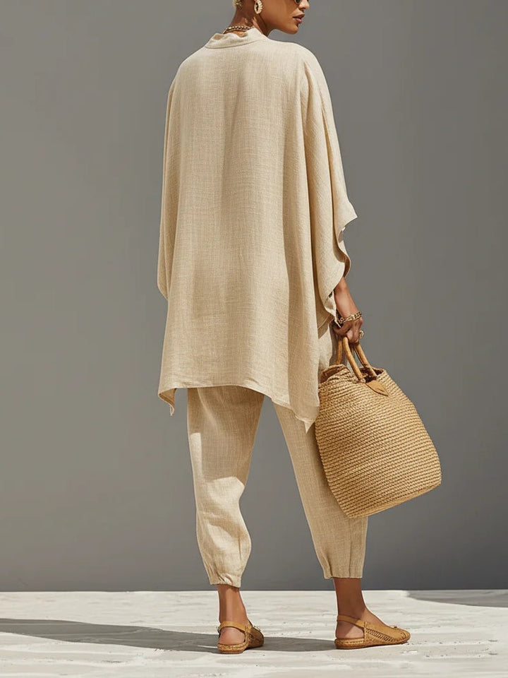 Top Minimalista in Khaki Chiaro con Orlo Asimmetrico e Completo di Pantaloni Jogger