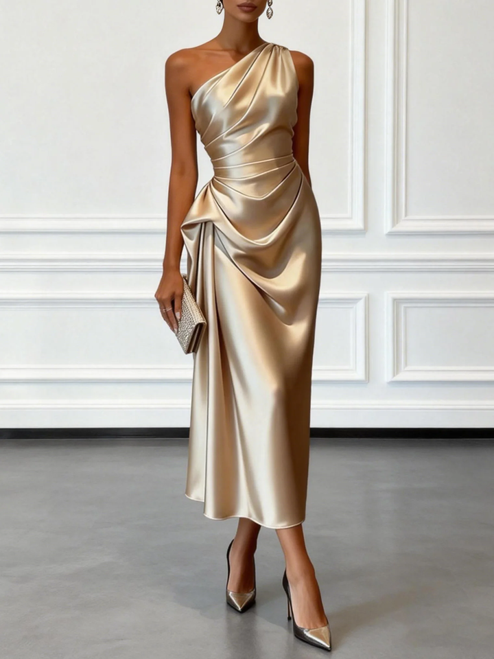 Abito Midi Ruffle Senza Maniche in Satin Champagne a Spalla Unica