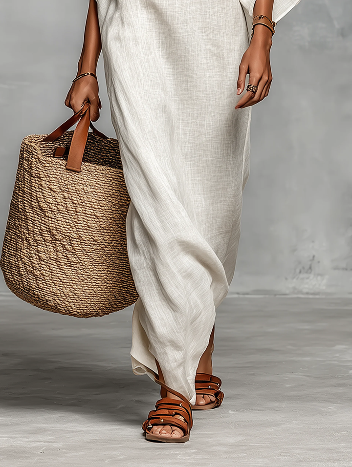 Abito Maxi Bianco con Spalle Scoperte e Maniche a Pipistrello