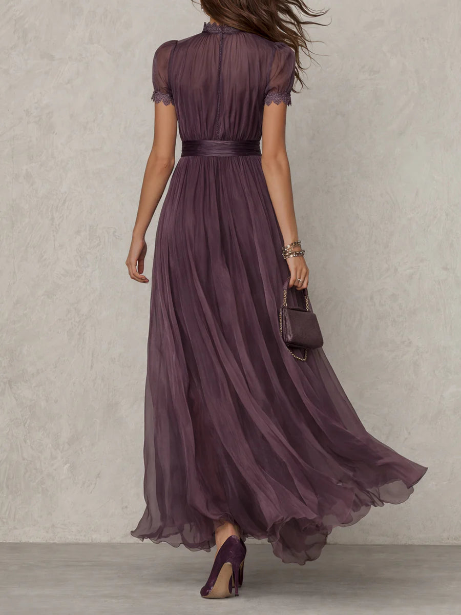 Abito Maxi in Chiffon con Collo a Chiave e Pizzo
